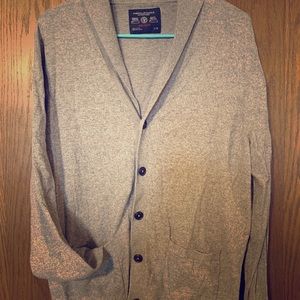 AE Men’s cardigan
